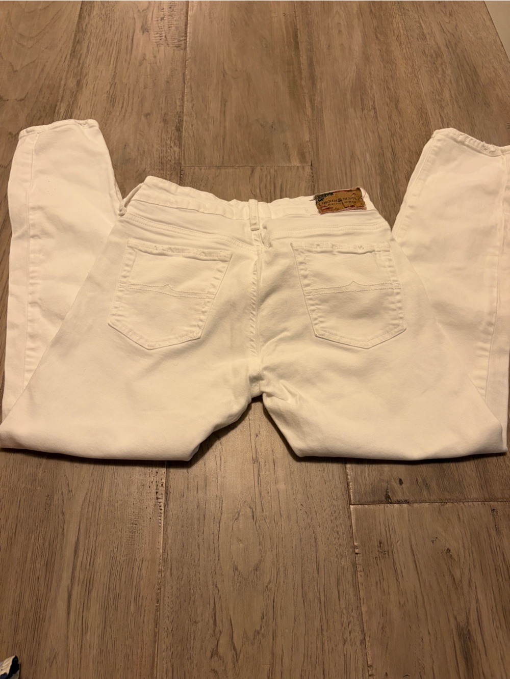 White Women’s Jeans - Classic High-Waist Style